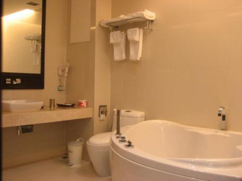 Merisess Sukhumvit 16 3* Bangkok