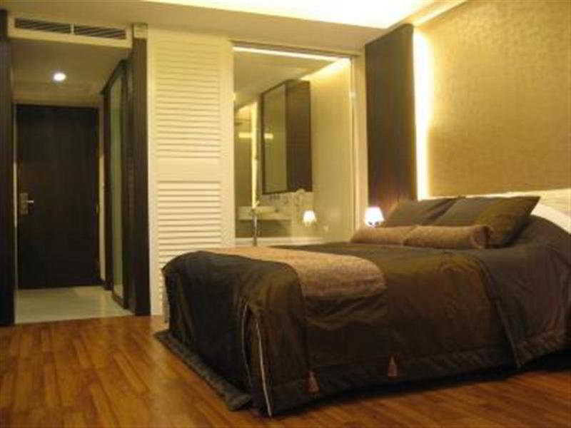 Merisess Sukhumvit 16 Hotel